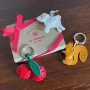LA CUOIERIA Leather key chain ラ クオイエリア レザーキーホルダー