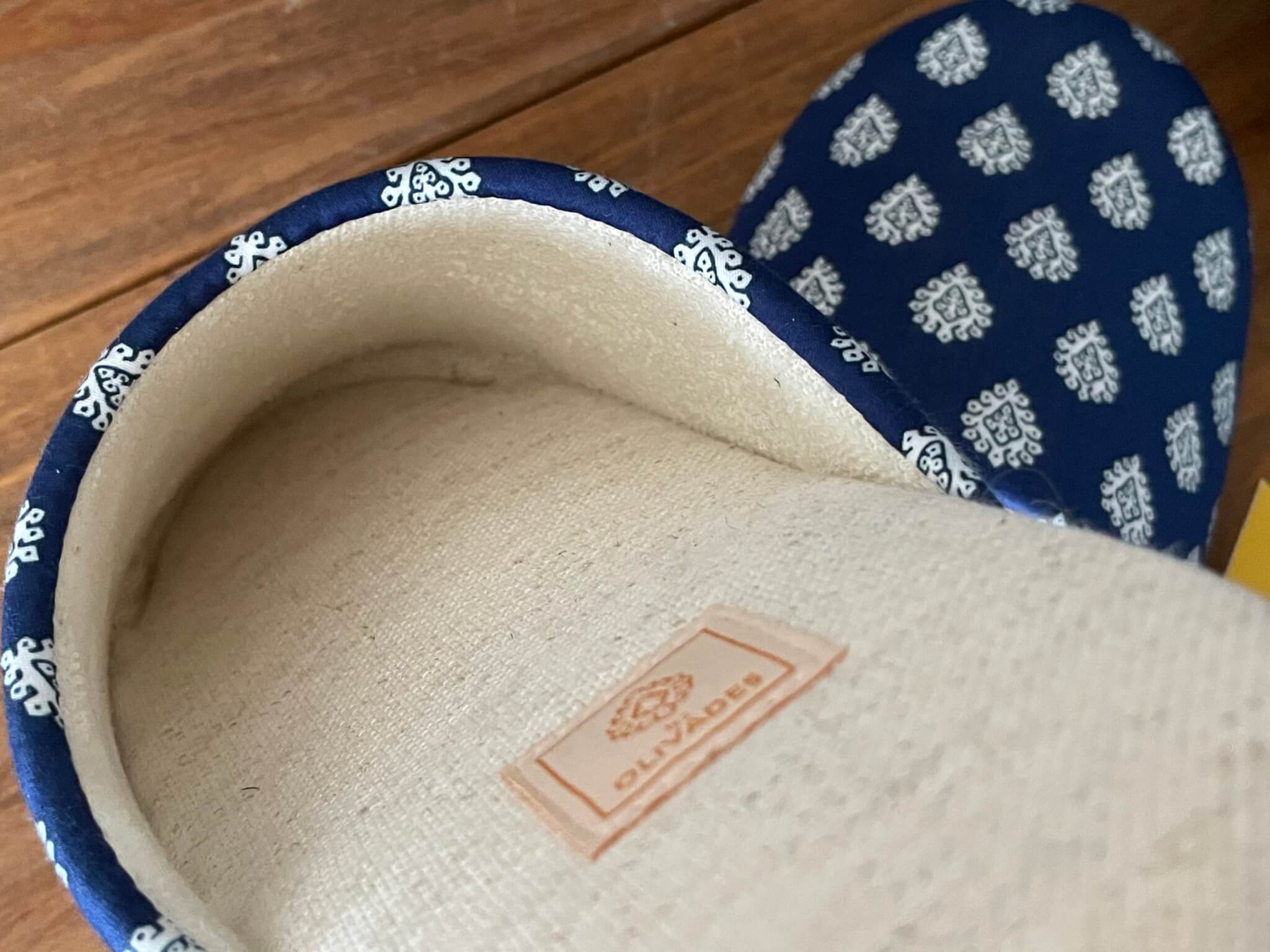 les OLIVADES レゾリヴァードスリッパ