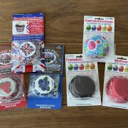 バレンタインのお菓子作りにおすすめのベーキングカップ Cupcake Creations