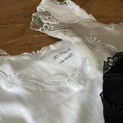 OTTTRICOT Violet lace tank top