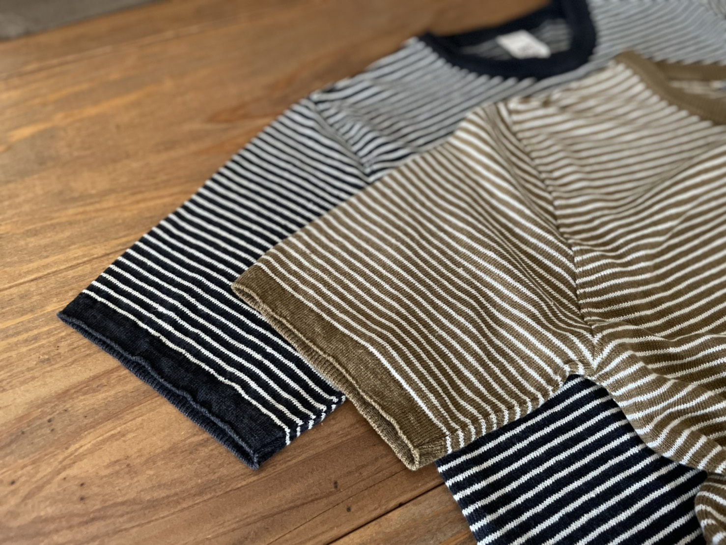 G.R.P LINEN CREW NECK SWEATER Short sleeves イタリアメイドのリネンクルーネック半袖ニット