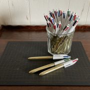 BIC GOLD Ballpoint pen　BICのゴールド４色ボールペン