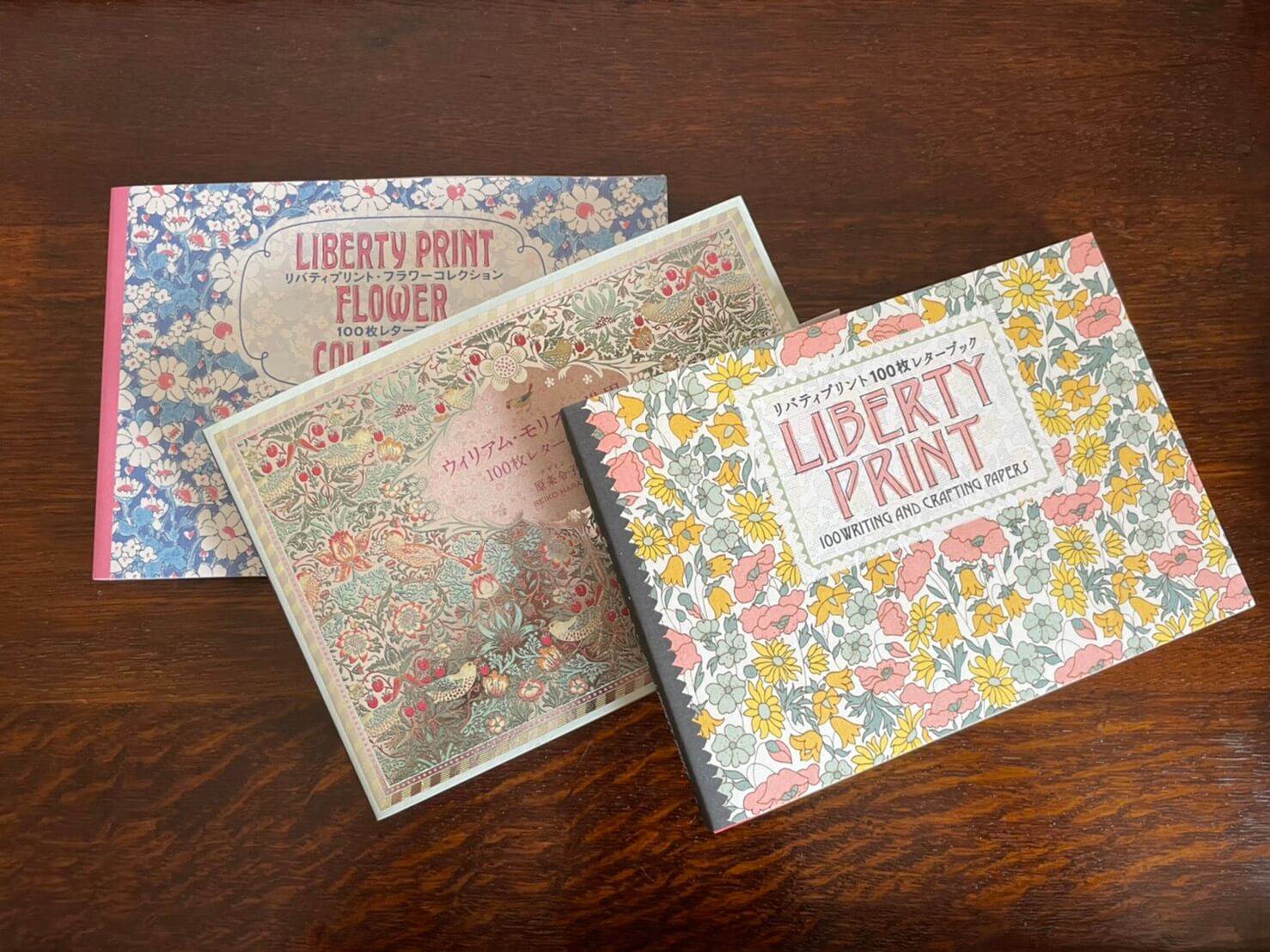 100 Letter Book LIBERTY PRINT & William Morris