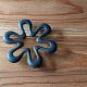 ITCHU-DO Nanbu Tekki Flower Trivet　南部鉄の鍋敷き
