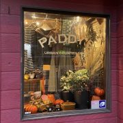 ウィンドウディスプレイ