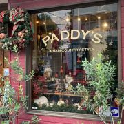 WINDOW DISPLAY ウィンドウディスプレイがクリスマスになりました