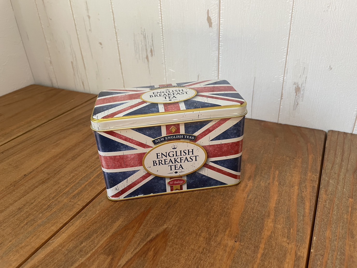 NEW ENGLISH TEA レトロユニオンジャック缶