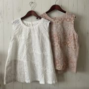 Cotton House Aya レースノースリーブブラウス