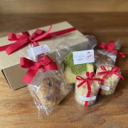 VIOLA BAKE 5月の焼き菓子販売