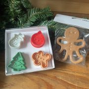Silikomart クリスマスクッキーカッターセットとジンジャーマン