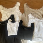 OTT TRICOT 着心地の良いコットンのタンクトップ