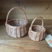 WNUK ポーランドで作られているミニバスケット