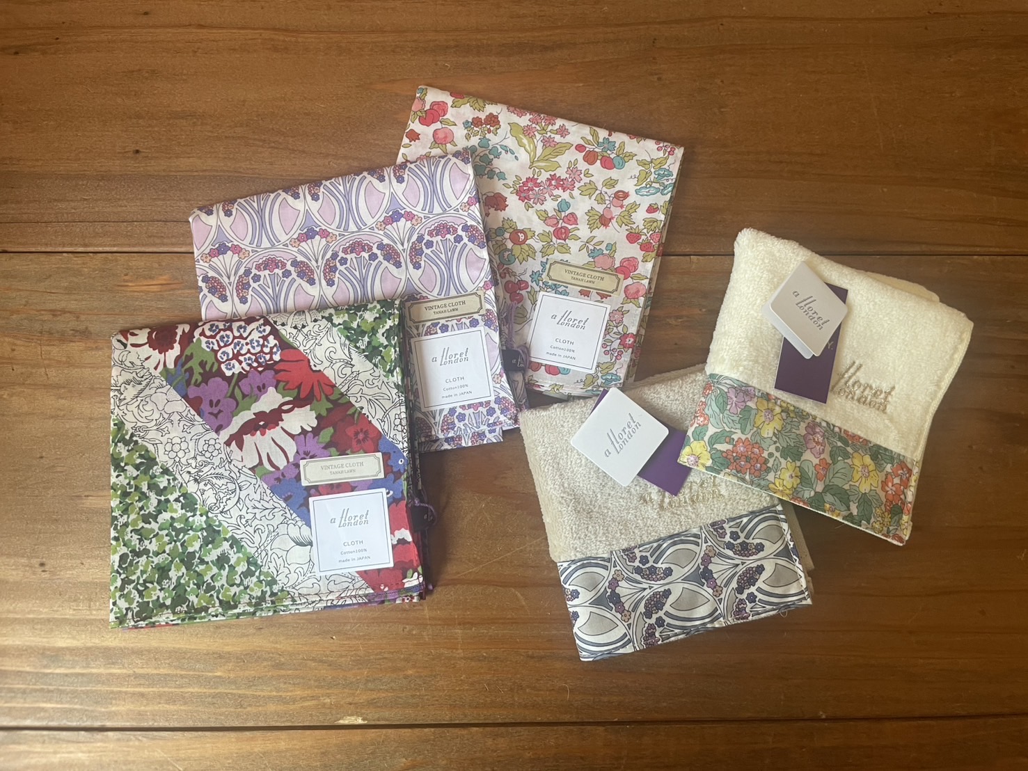 リバティプリント クロス LIBERTY PRINT VINTAGE CLOTHとミニタオル
