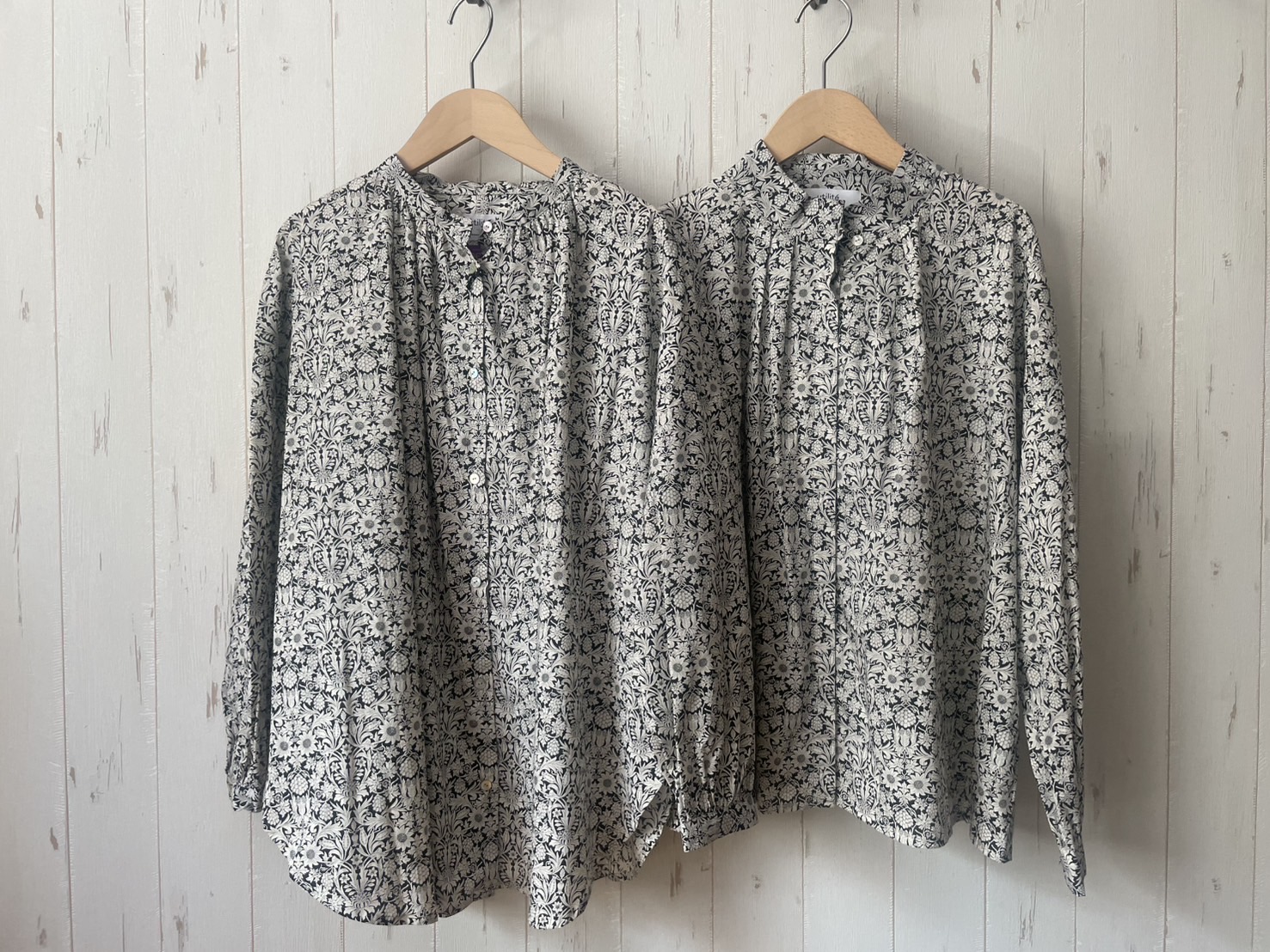 Utilite リバティプリントスタンドカラーシャツ