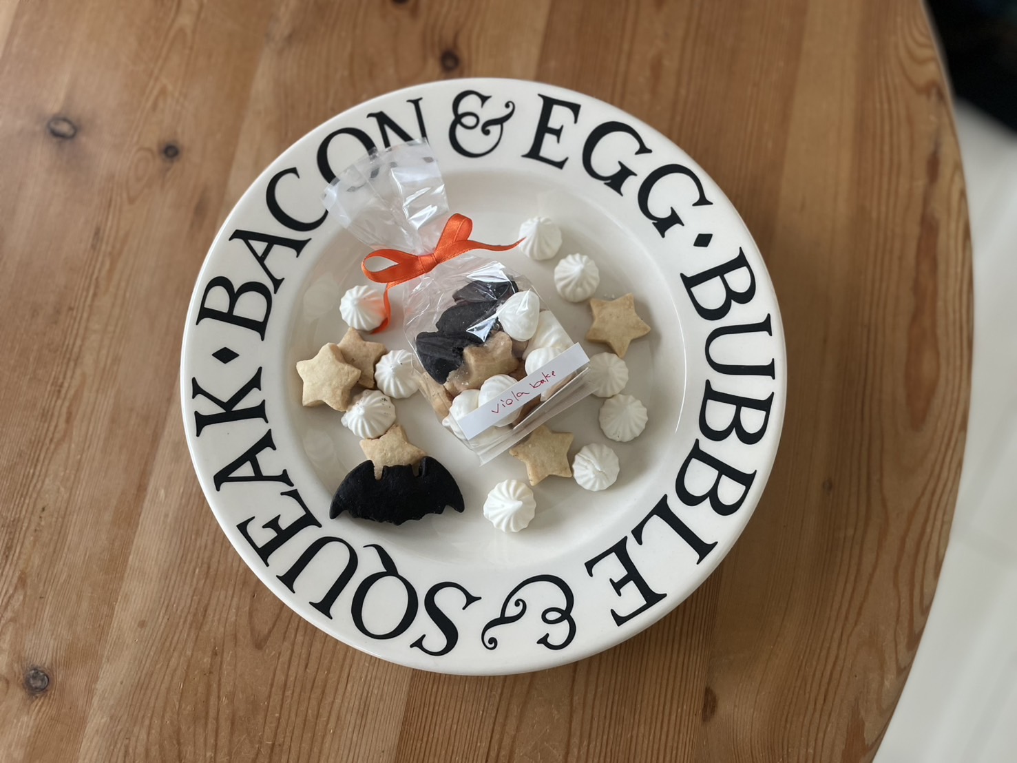 VIOLA BAKE 2025年10月の焼き菓子販売