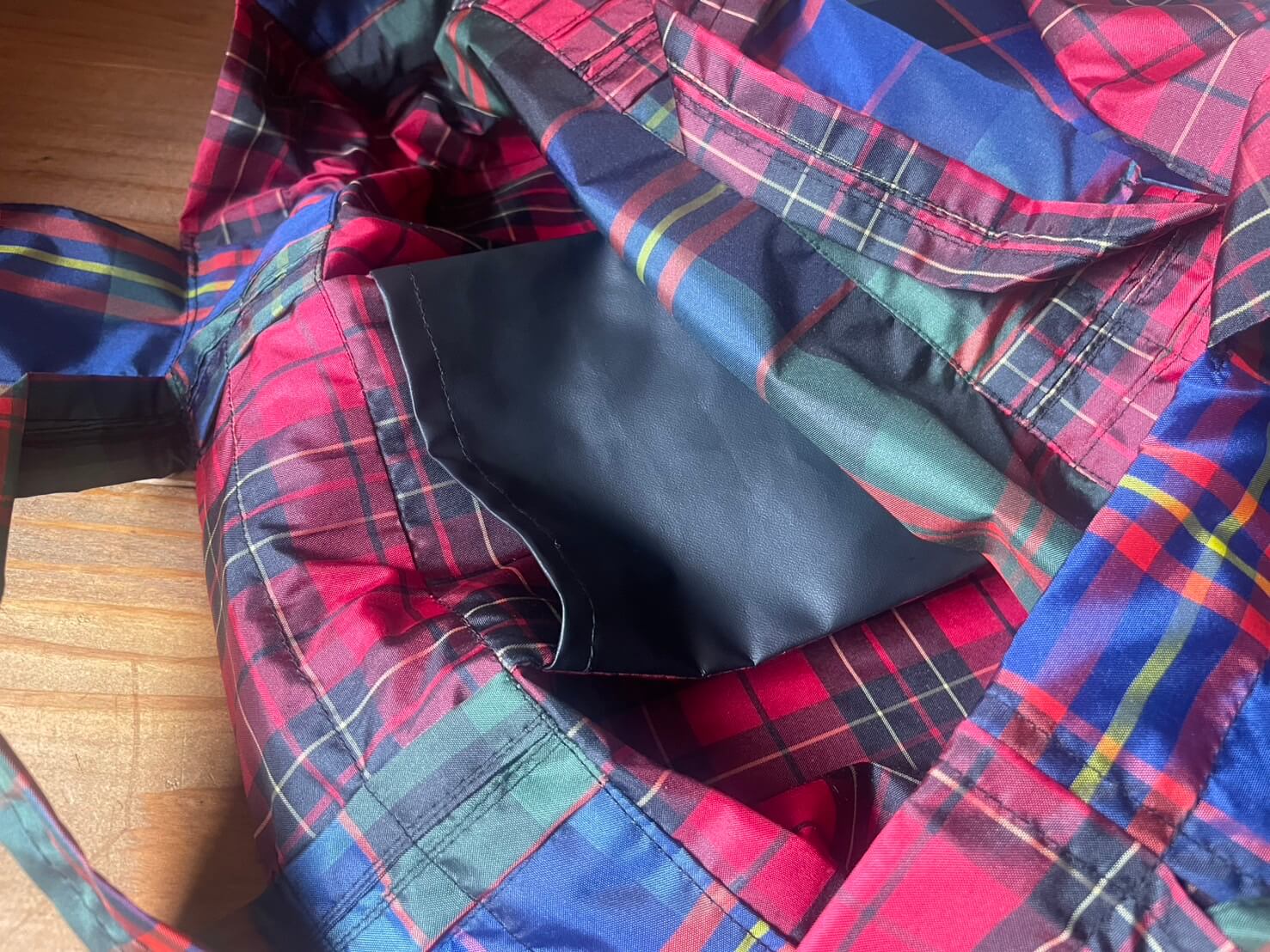 タータンチェックのバッグ