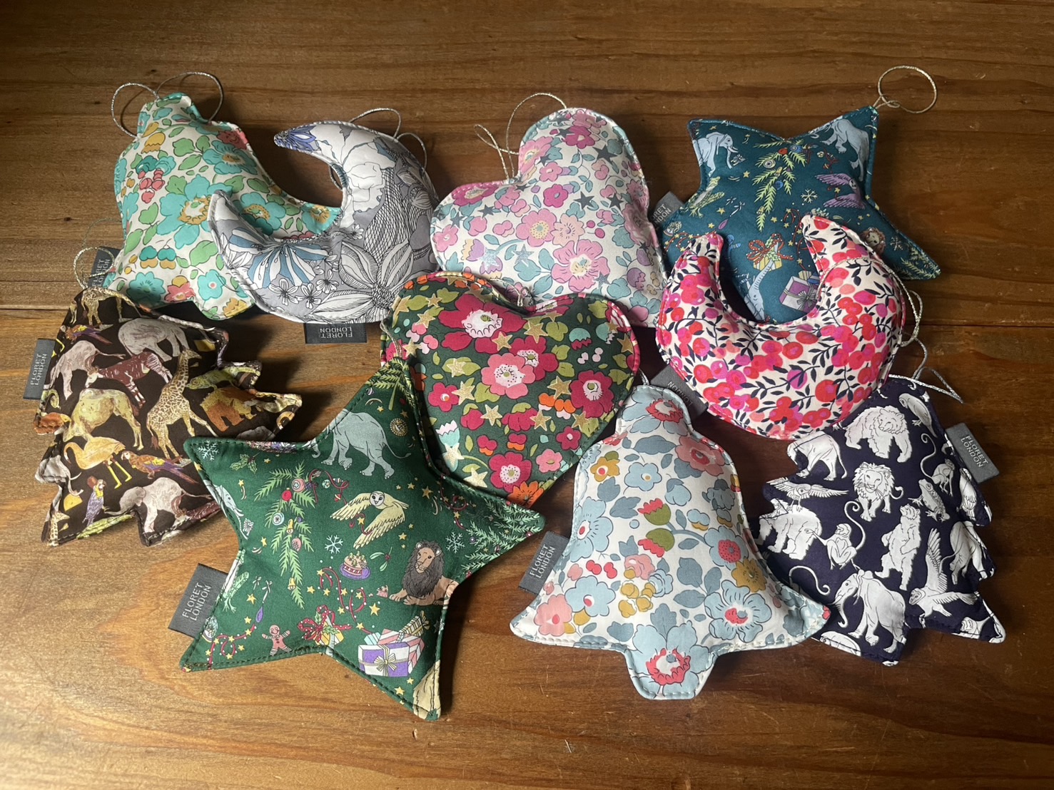 リバティプリントのオーナメント