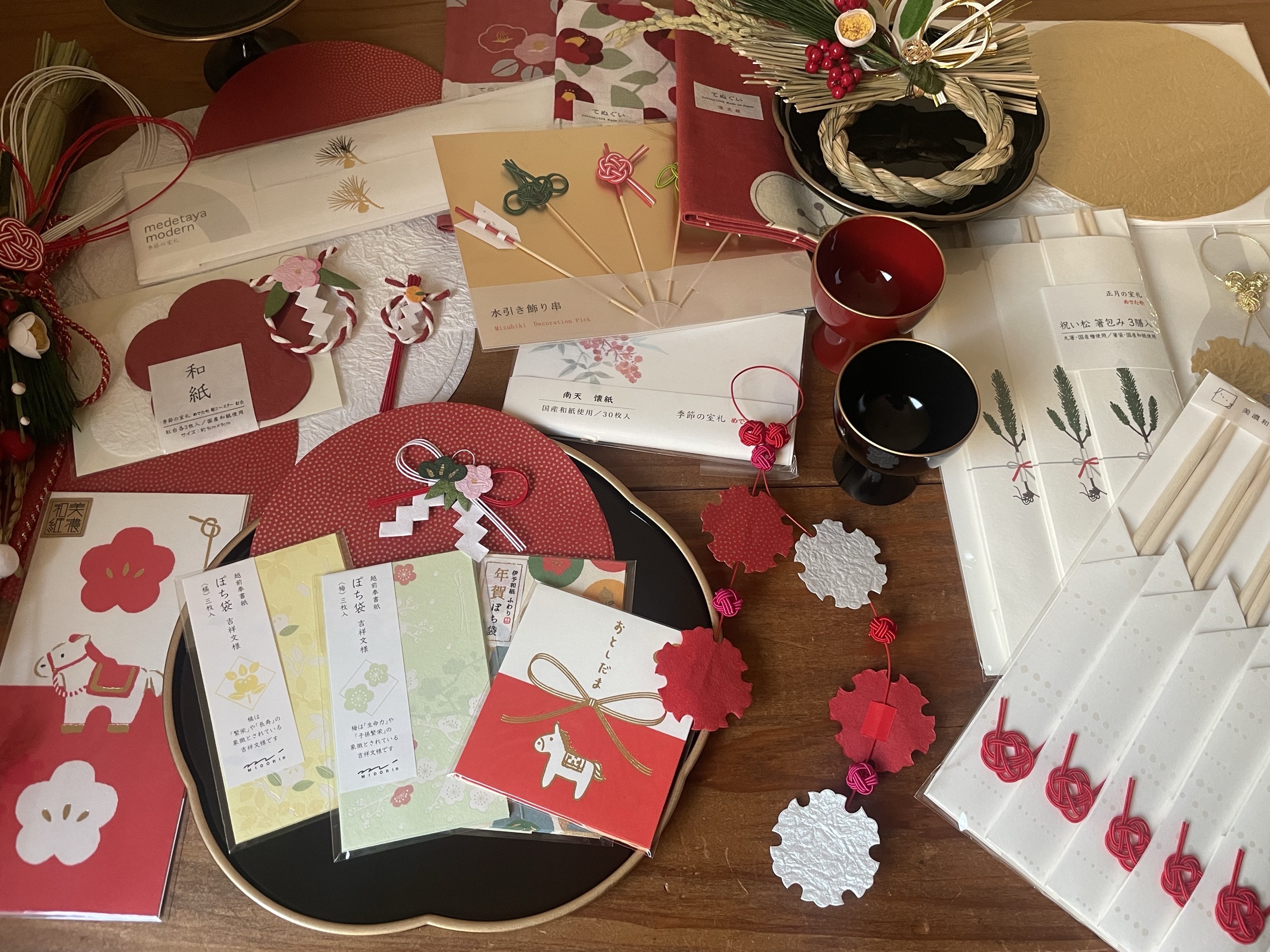 お正月のペーパーアクセサリー