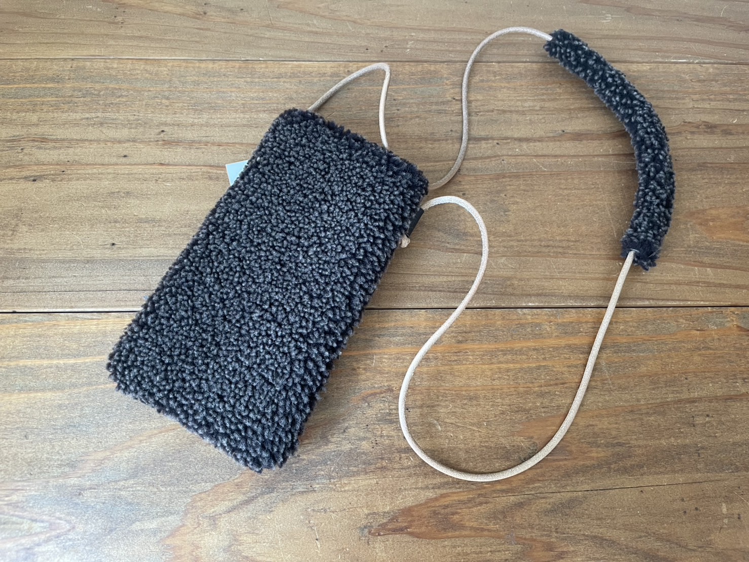 OWENBARRY SHEEPSKIN ポシェット