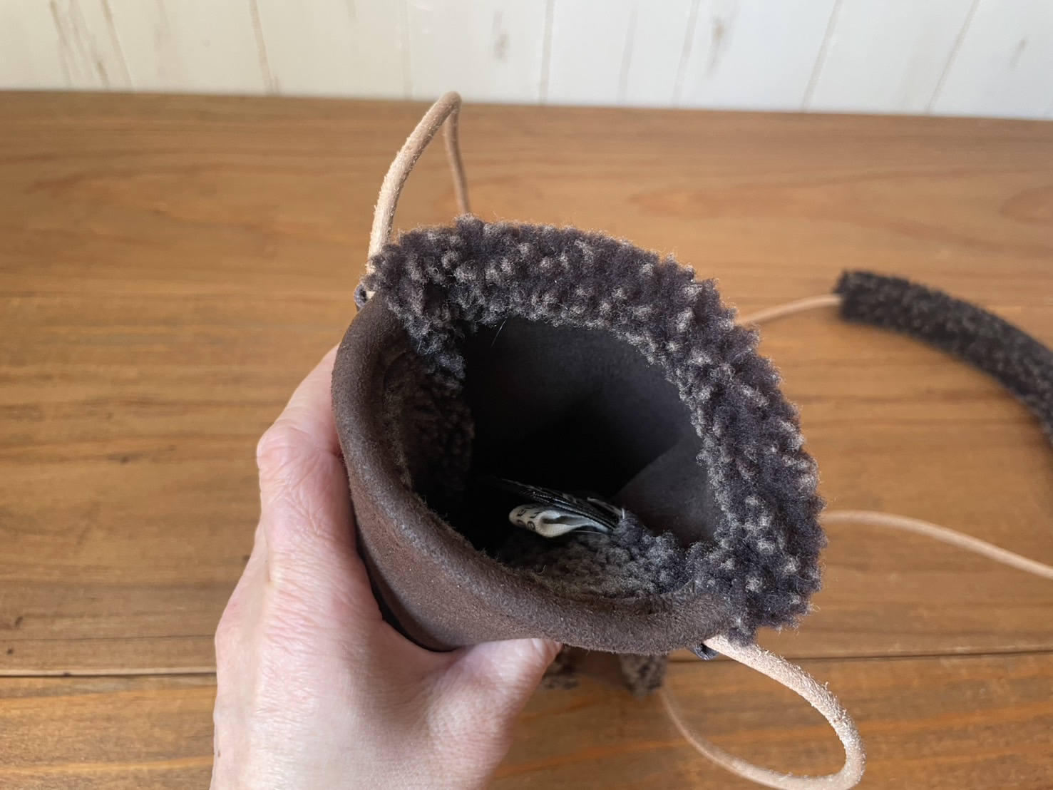 OWENBARRY SHEEPSKIN ポシェット