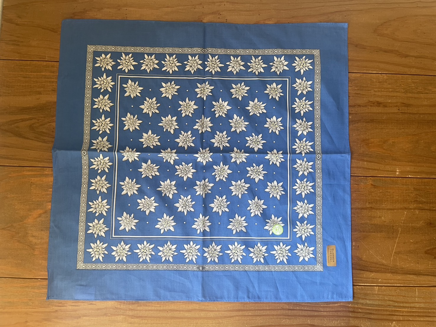 BLUMAR GLARNER TUECHLI BANDANA(ブリュメル)エーデルワイス柄バンダナ NEW