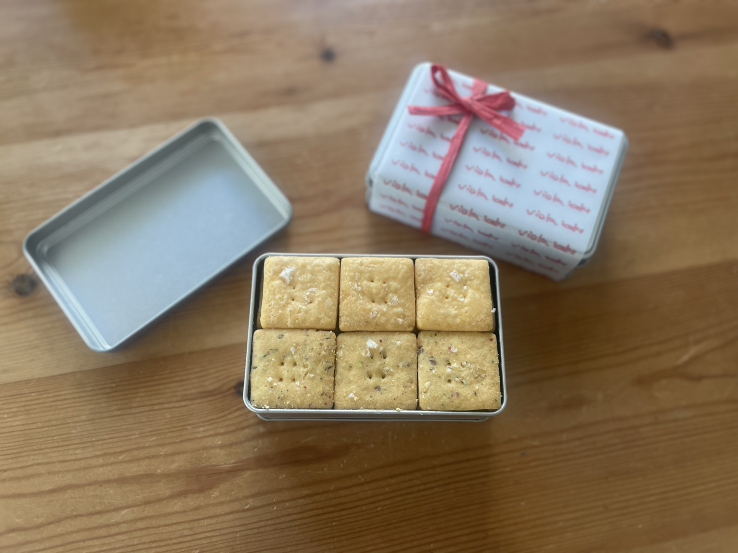 チーズクッキー缶