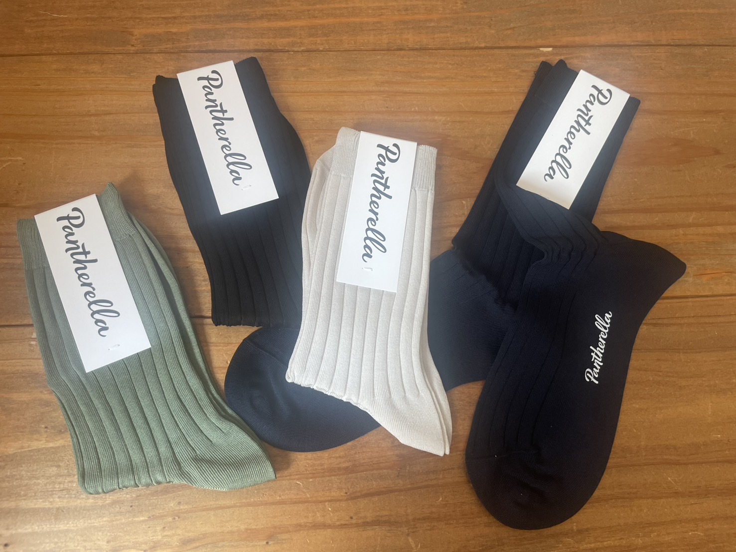 Pantherella コットンリブソックスとウールハイソックス