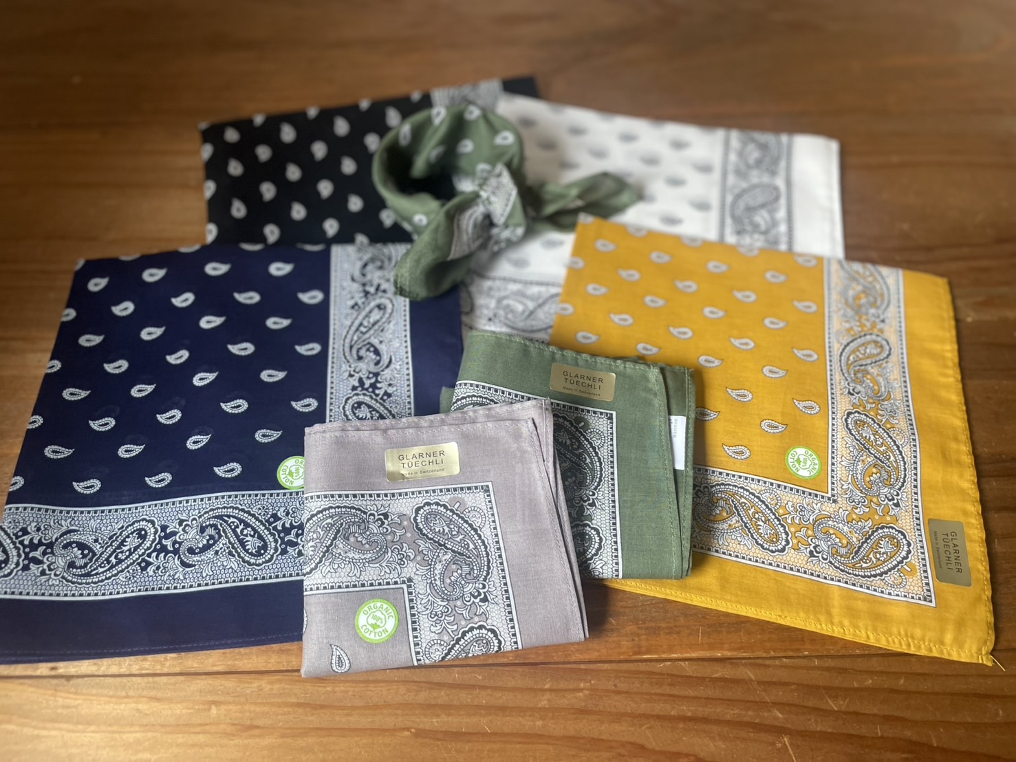 BLUMAR GLARNER TUECHLI BANDANA(ブリュメル)ペイズリー柄バンダナ
