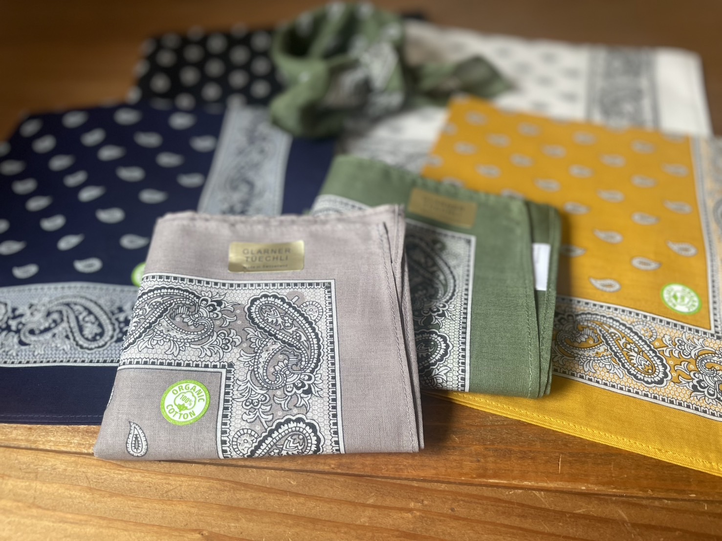 BLUMAR GLARNER TUECHLI BANDANA(ブリュメル)ペイズリー柄バンダナ