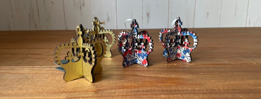 ARTCUTS 王冠のオーナメント